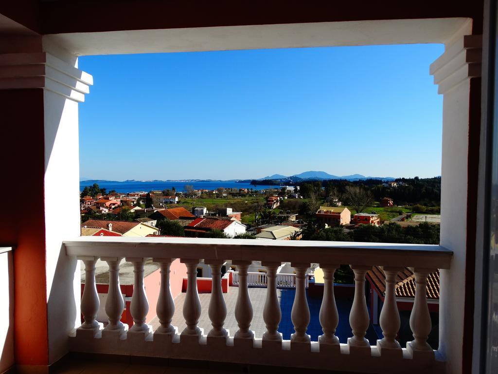 Paradiso Hotel Sea View And Pool Suites Ipsos Corfu Szoba fotó