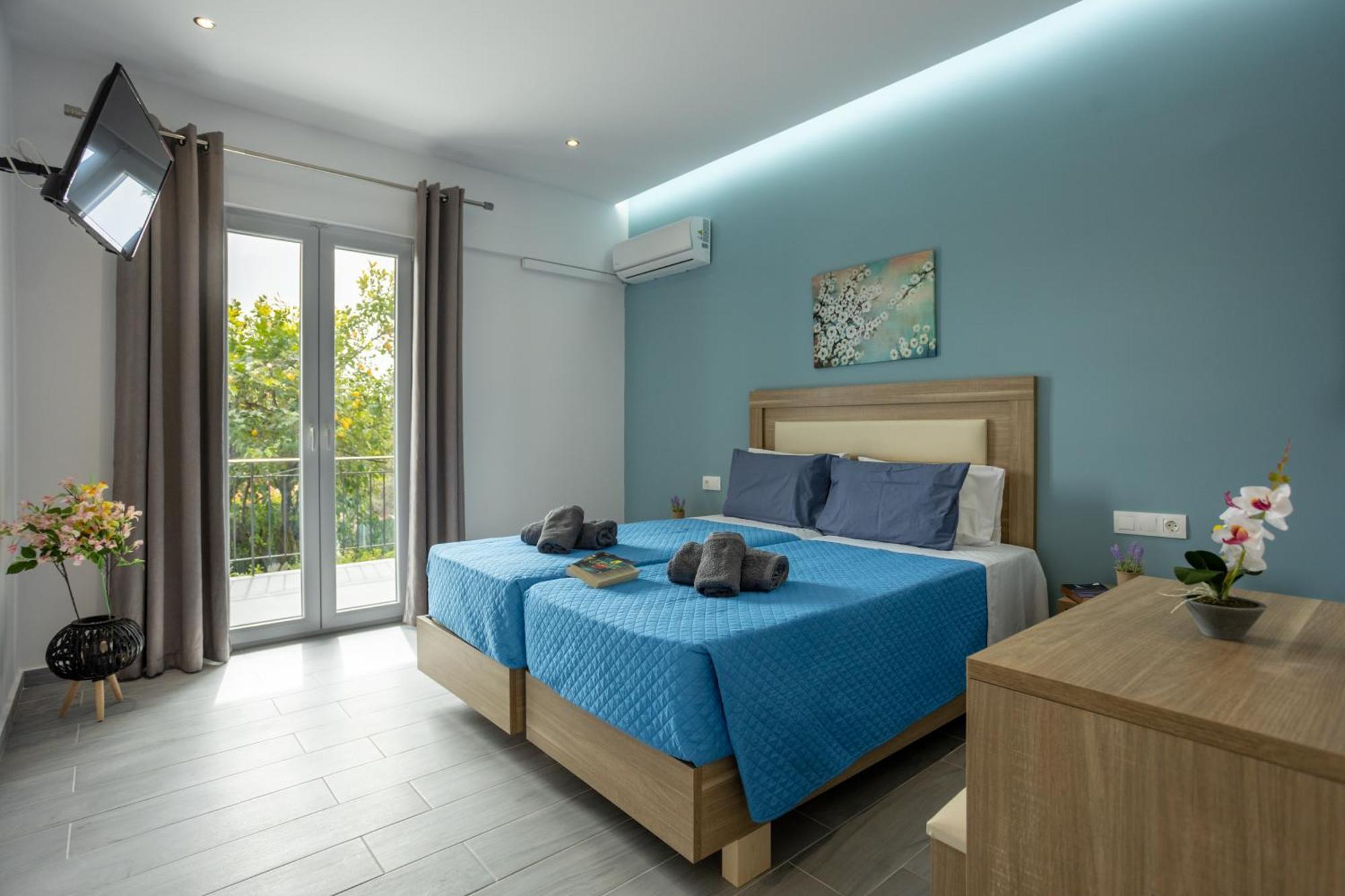 Paradiso Hotel Sea View And Pool Suites Ipsos Corfu Kültér fotó