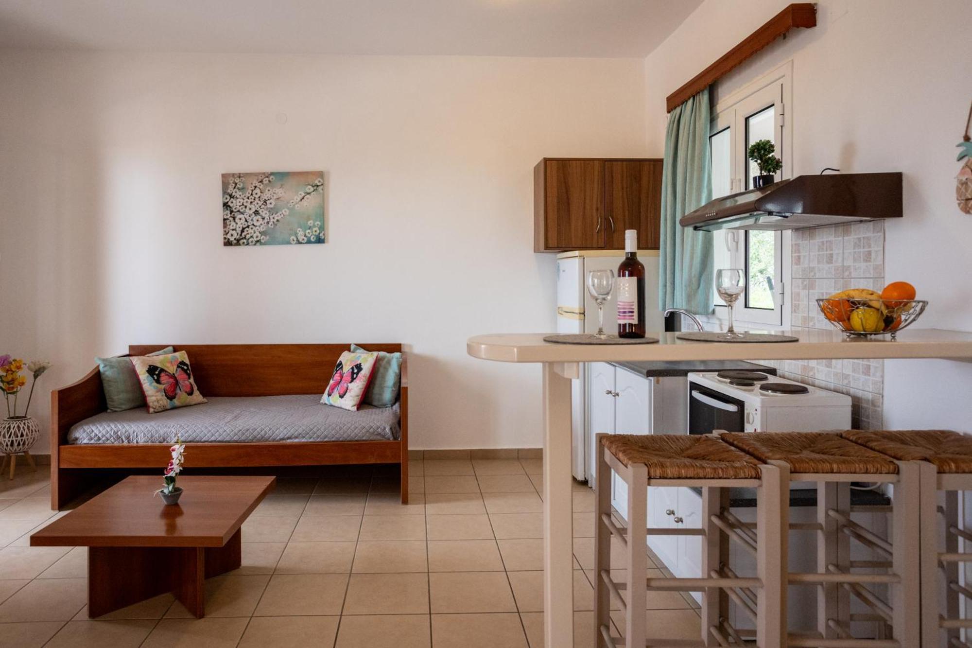 Paradiso Hotel Sea View And Pool Suites Ipsos Corfu Kültér fotó